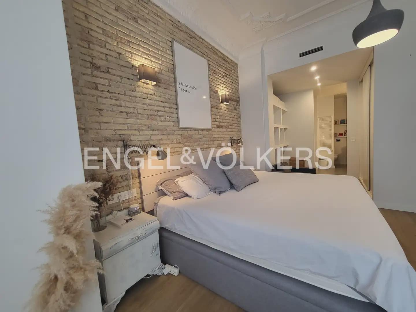 3 sypialnia Mieszkanie do wynajęcia w Miasto Walencja - 3 300 € (Ref: 9897699)