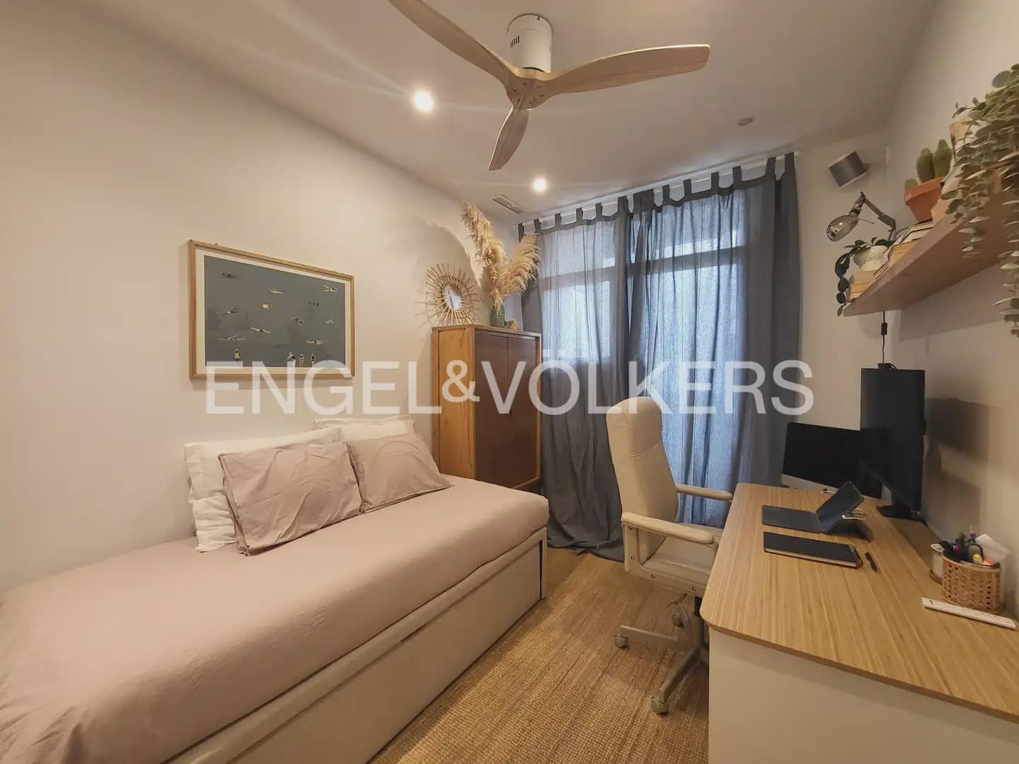 3 sypialnia Mieszkanie do wynajęcia w Miasto Walencja - 3 300 € (Ref: 9897699)