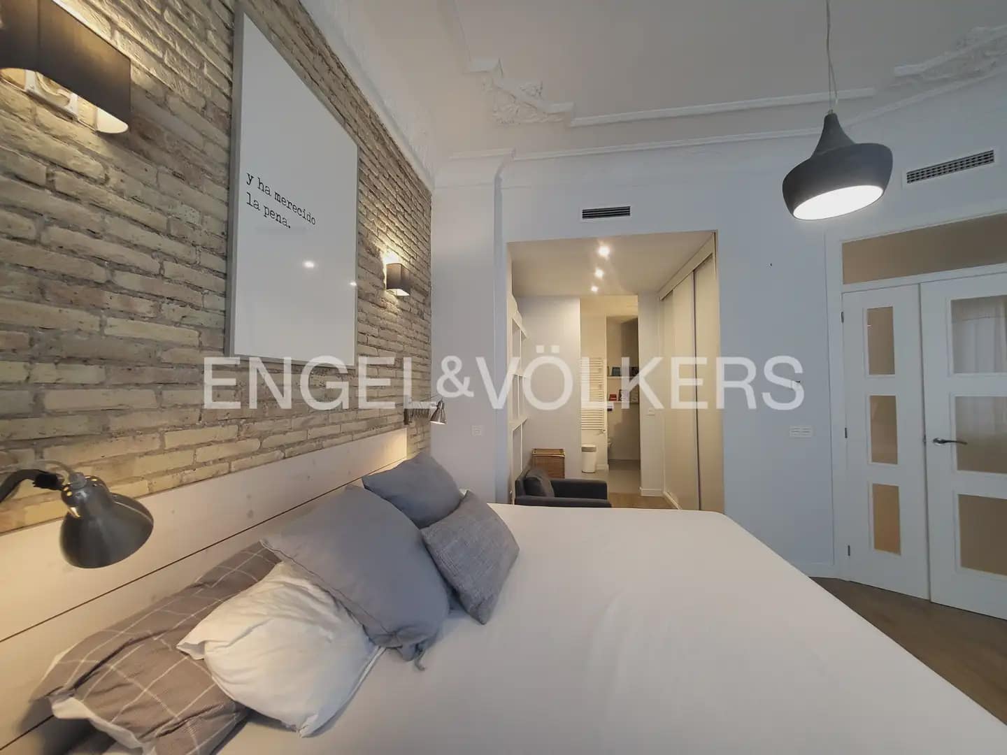 3 sypialnia Mieszkanie do wynajęcia w Miasto Walencja - 3 300 € (Ref: 9897699)