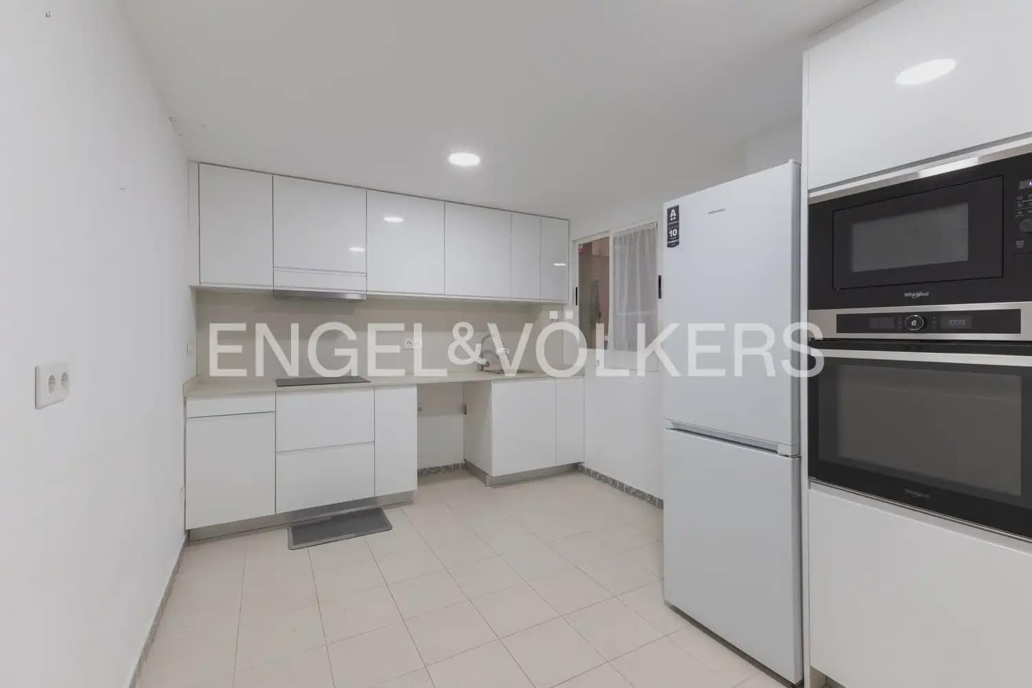 3 slaapkamer Flat te huur in Valencia stad - € 1.500 (Ref: 9897702)