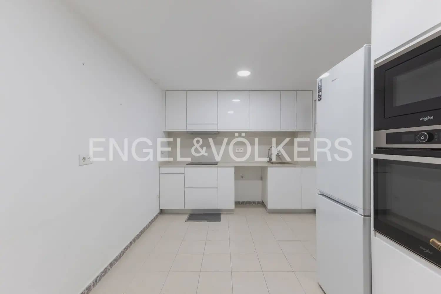 3 slaapkamer Flat te huur in Valencia stad - € 1.500 (Ref: 9897702)