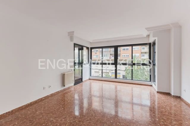 3 slaapkamer Flat te huur in La Vega Baixa, Valencia stad - € 1.500 (Ref: 9897702)