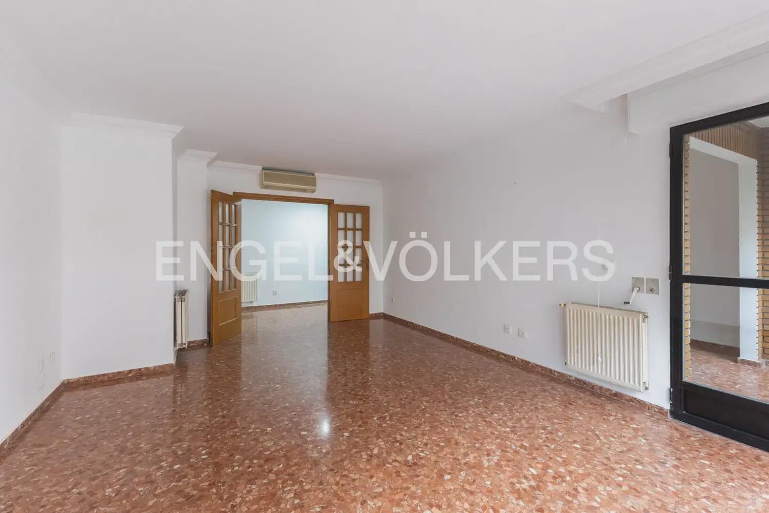 3 slaapkamer Flat te huur in Valencia stad - € 1.500 (Ref: 9897702)