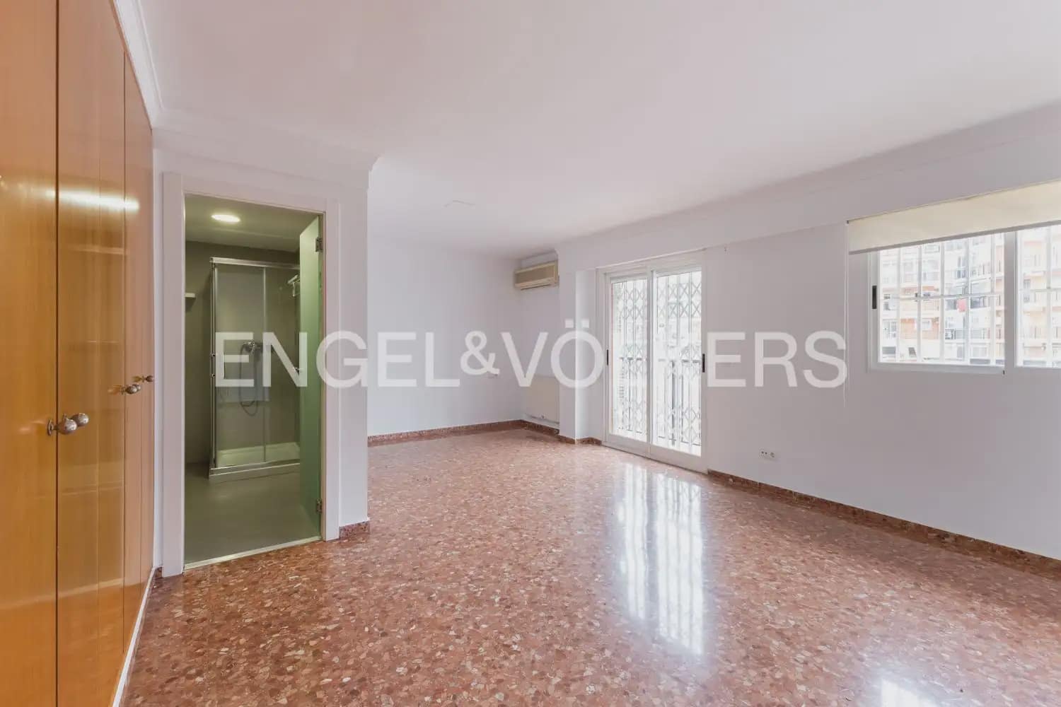 3 slaapkamer Flat te huur in Valencia stad - € 1.500 (Ref: 9897702)