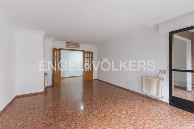 3 slaapkamer Flat te huur in La Vega Baixa, Valencia stad - € 1.500 (Ref: 9897702)