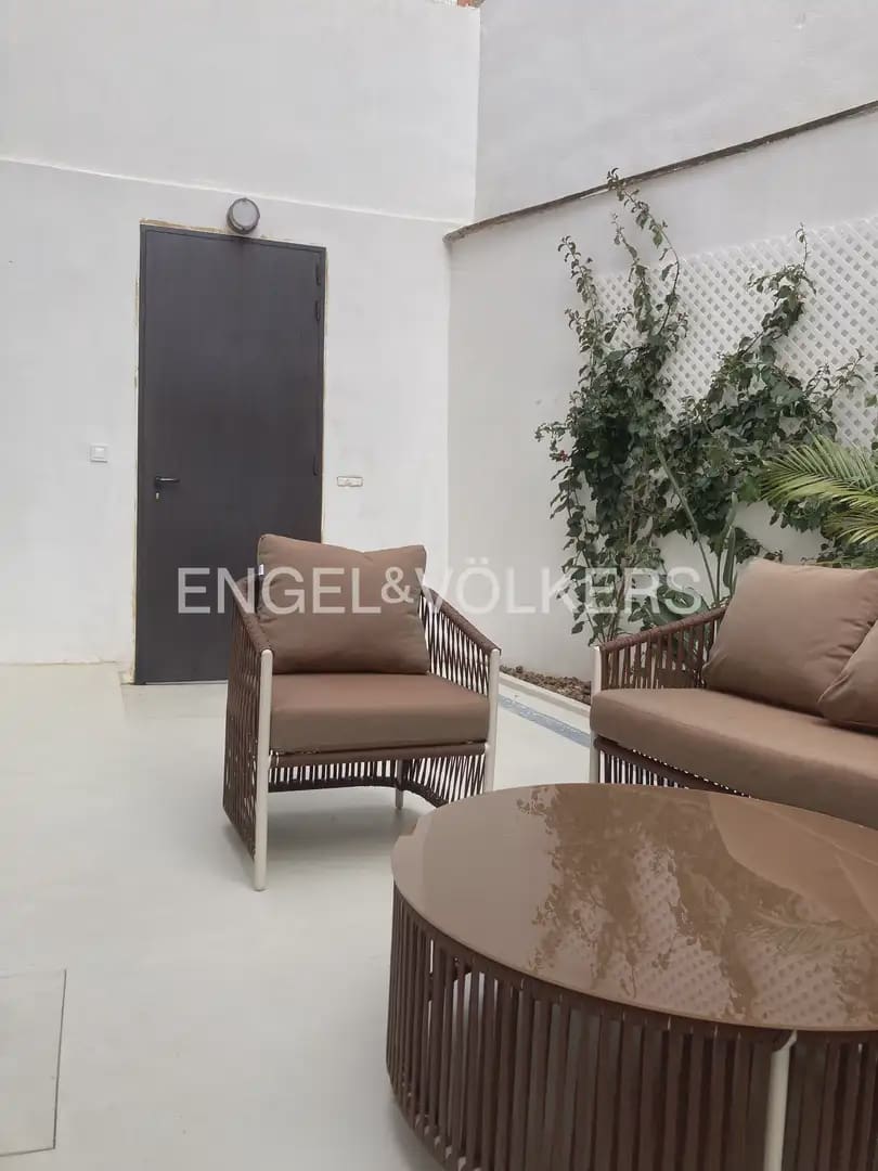 Appartement de 2 chambres à louer à Valence ville - 1 950 € (Ref: 9897703)