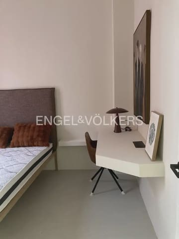Appartement de 2 chambres à louer à Torrefiel, Valence ville - 1 950 € (Ref: 9897703)