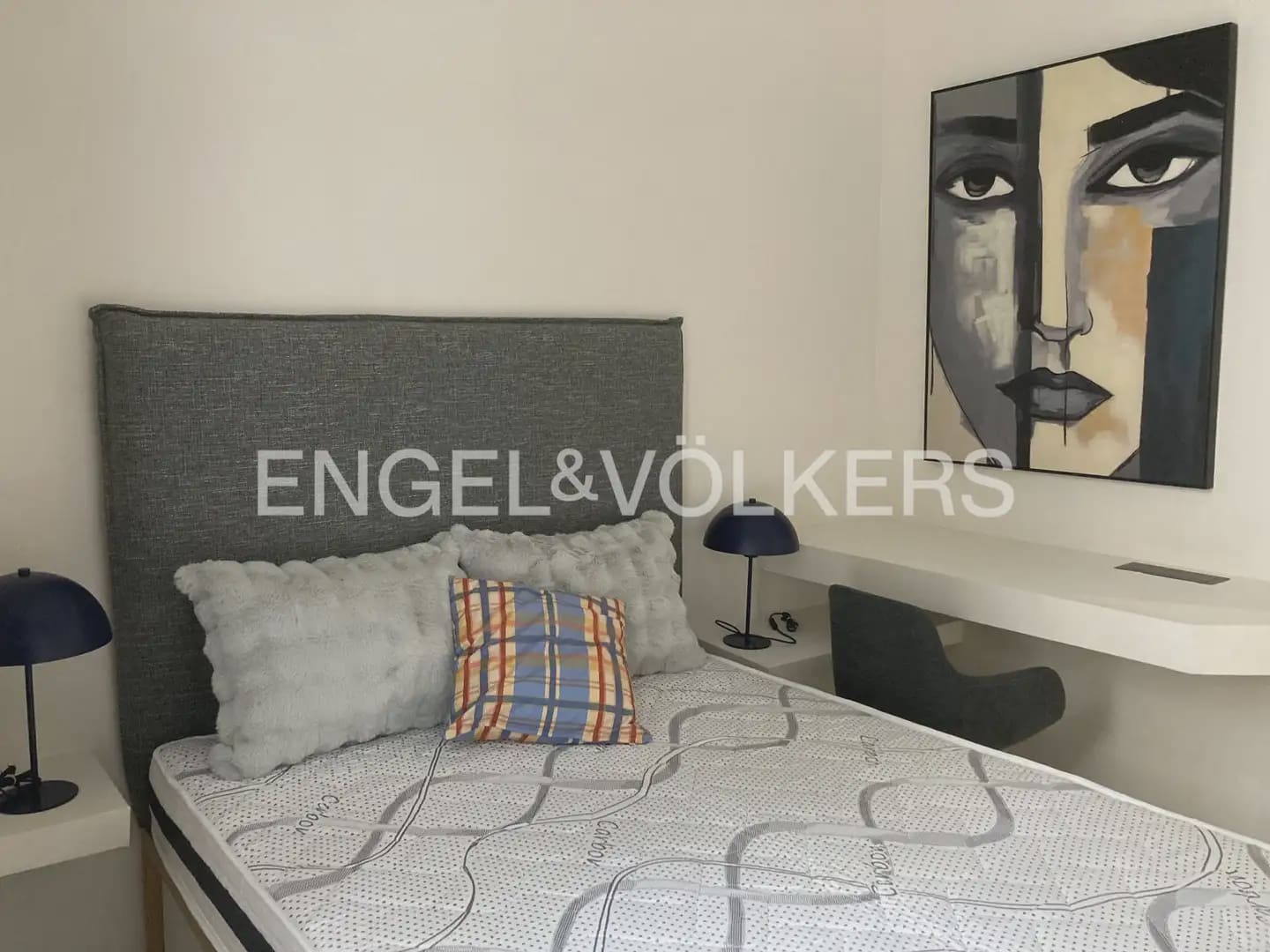 Appartement de 2 chambres à louer à Valence ville - 1 950 € (Ref: 9897703)