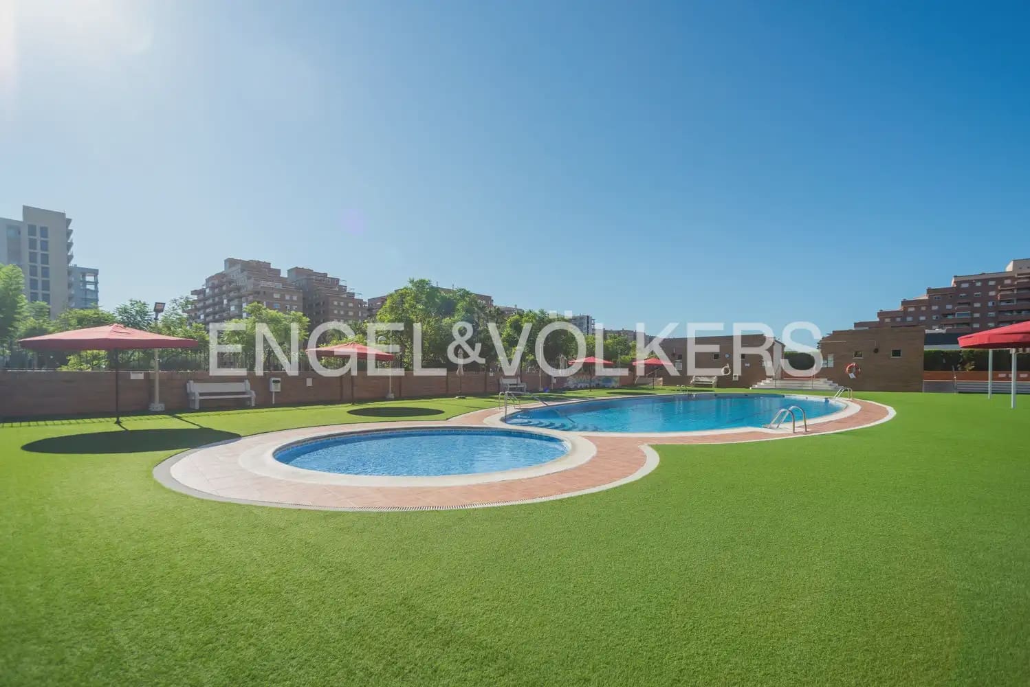 2 quarto Apartamento para venda em Oropesa  com piscina garagem - 169 000 € (Ref: 9897705)
