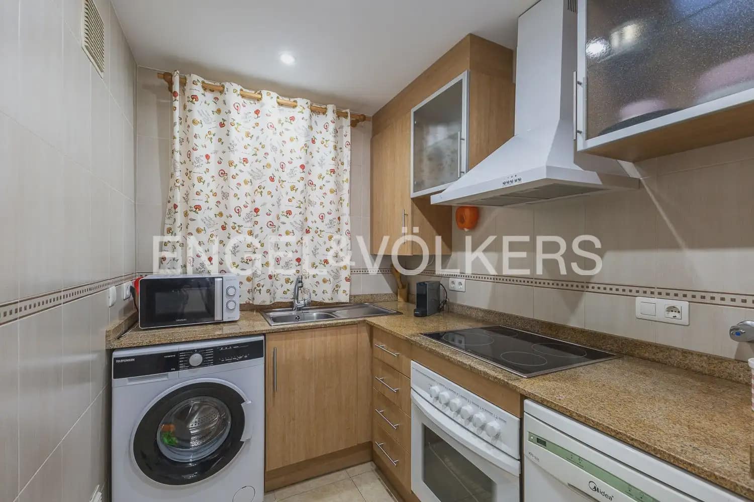 2 quarto Apartamento para venda em Oropesa  com piscina garagem - 169 000 € (Ref: 9897705)