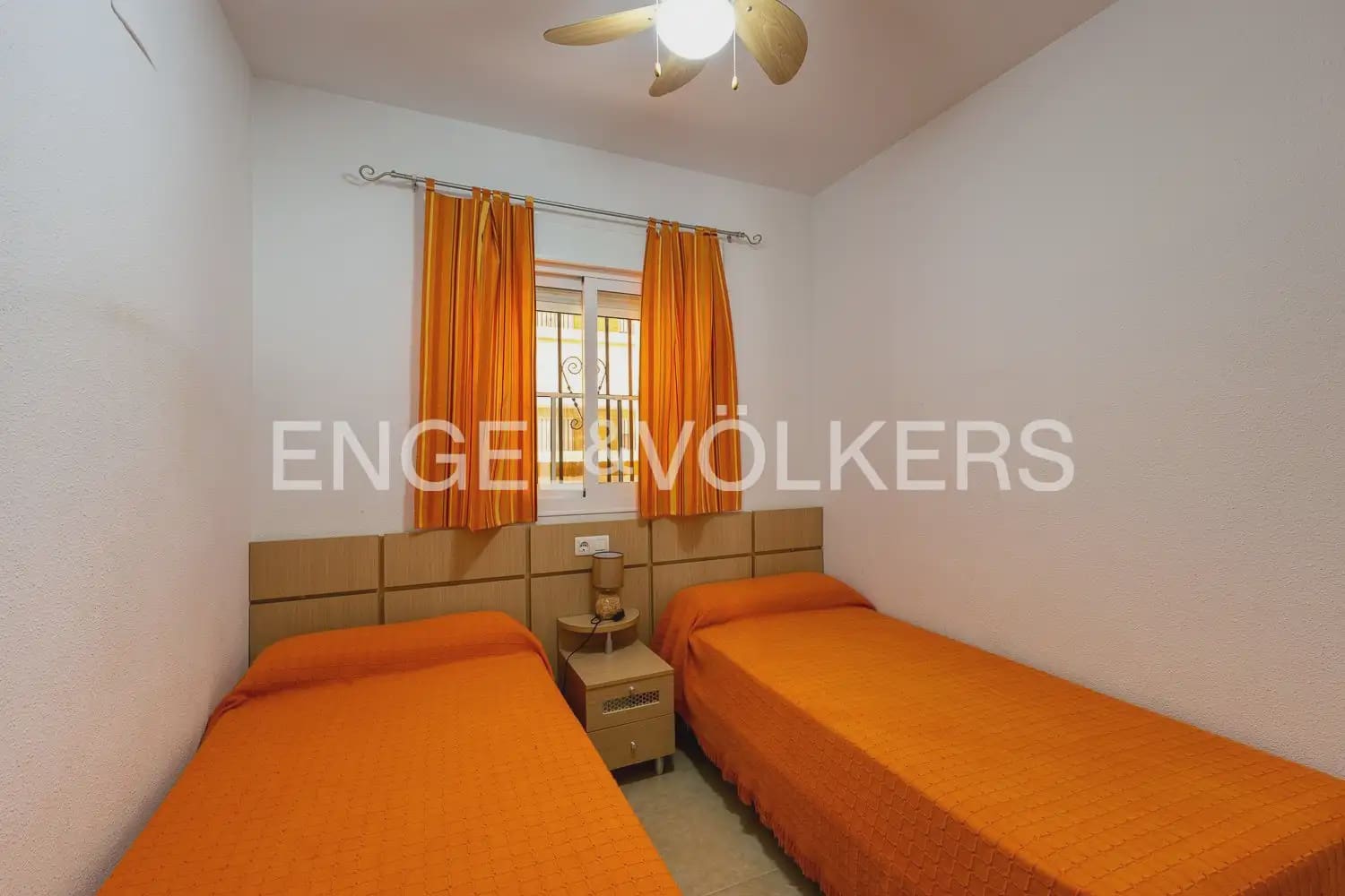 2 quarto Apartamento para venda em Oropesa  com piscina garagem - 169 000 € (Ref: 9897705)