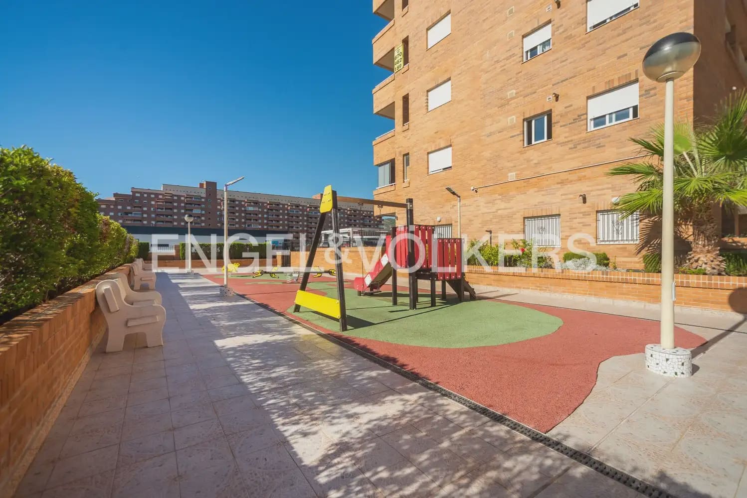 2 quarto Apartamento para venda em Oropesa  com piscina garagem - 169 000 € (Ref: 9897705)
