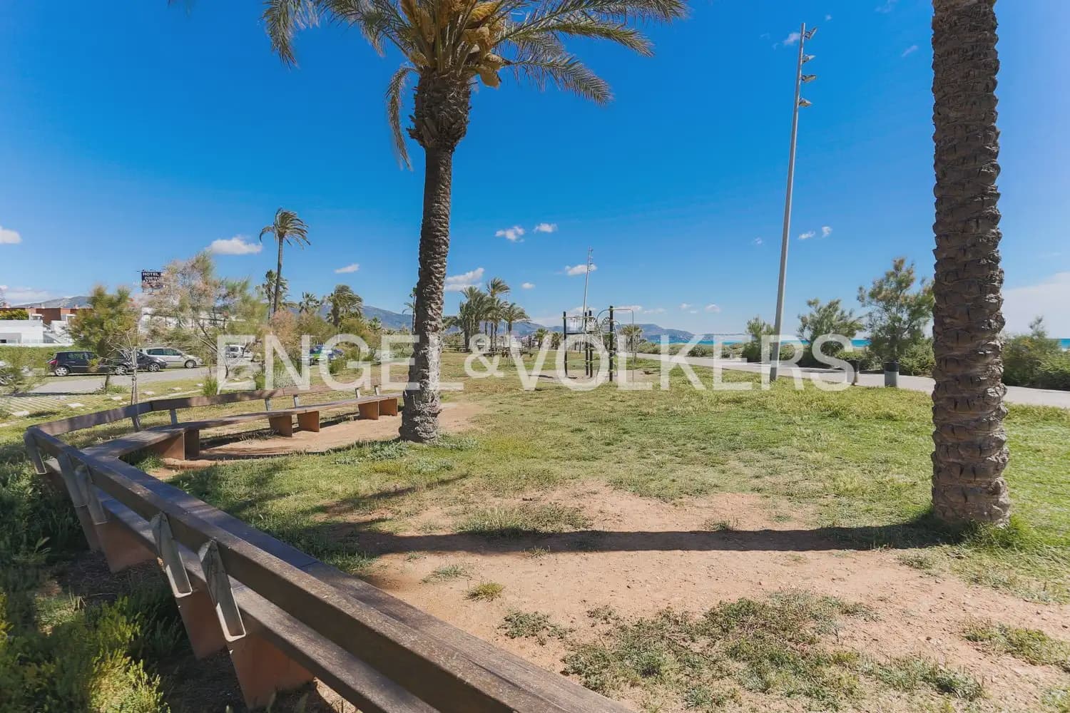 2 quarto Apartamento para venda em Oropesa  com piscina garagem - 169 000 € (Ref: 9897705)