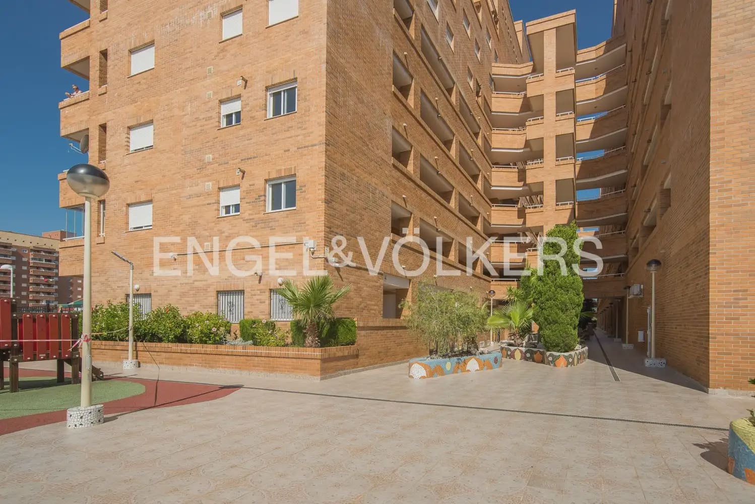 2 quarto Apartamento para venda em Oropesa  com piscina garagem - 169 000 € (Ref: 9897705)