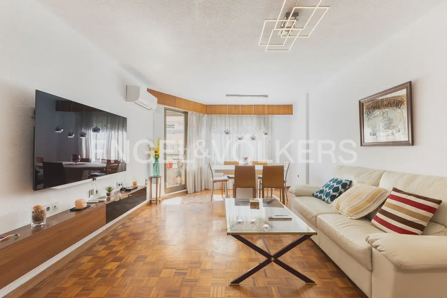 Appartement de 3 chambres à louer à Valence ville - 2 150 € (Ref: 9897706)