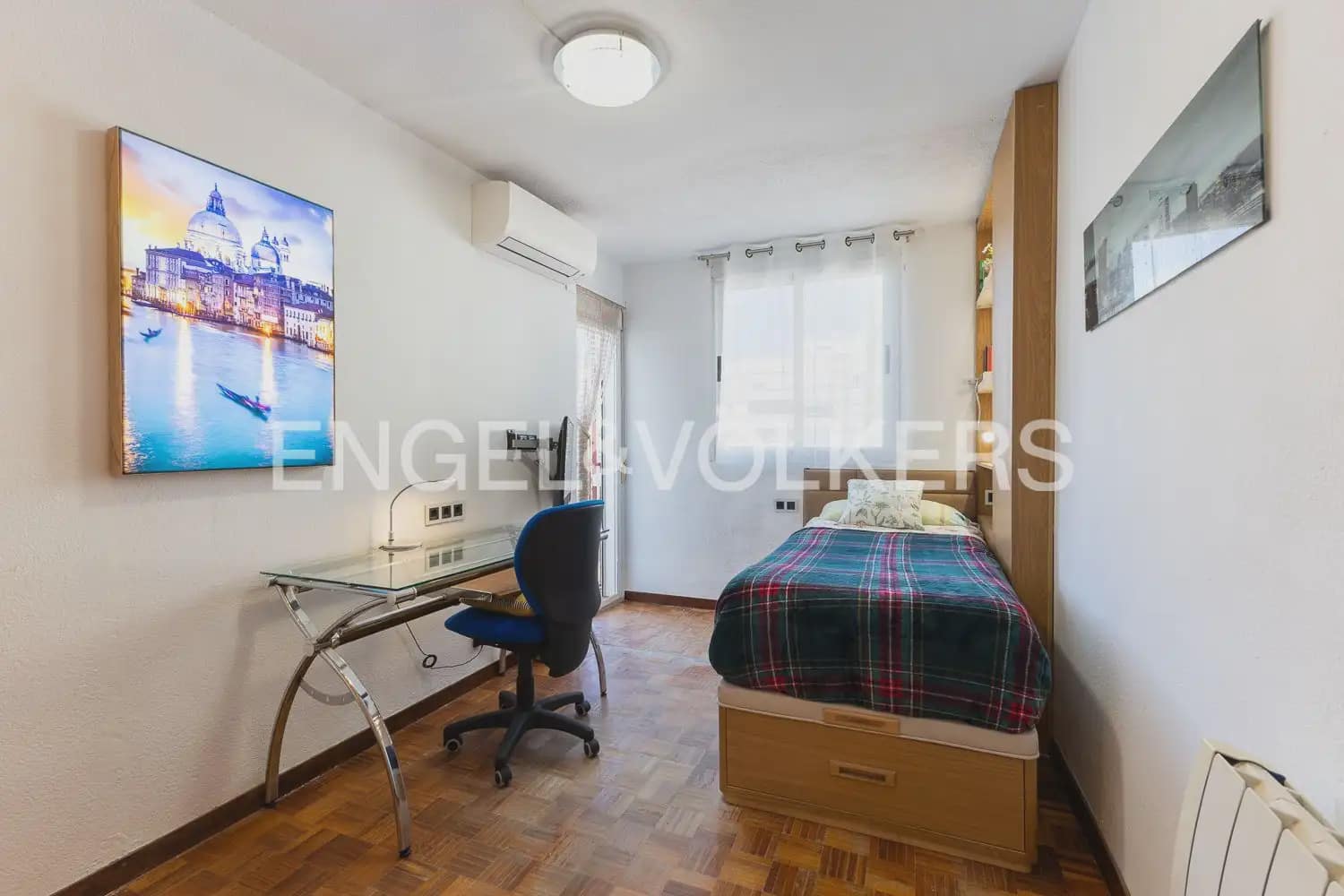 Appartement de 3 chambres à louer à Valence ville - 2 150 € (Ref: 9897706)