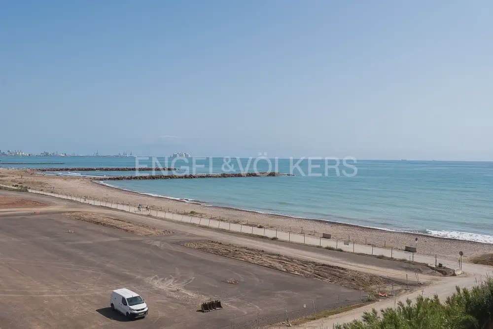 3 bedroom Flat for rent in Puig with pool garage - € 1,000 (Ref: 9897707)