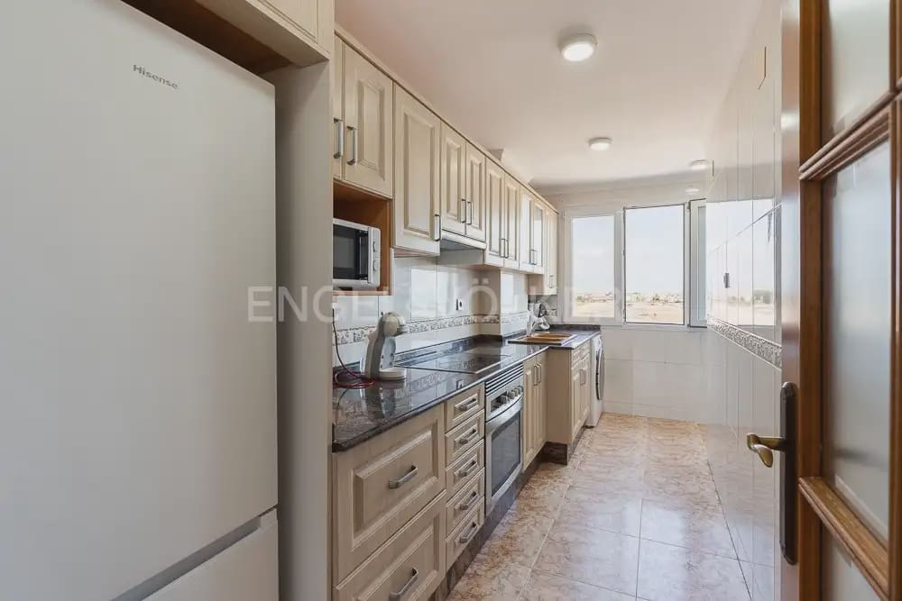 3 bedroom Flat for rent in Puig with pool garage - € 1,000 (Ref: 9897707)