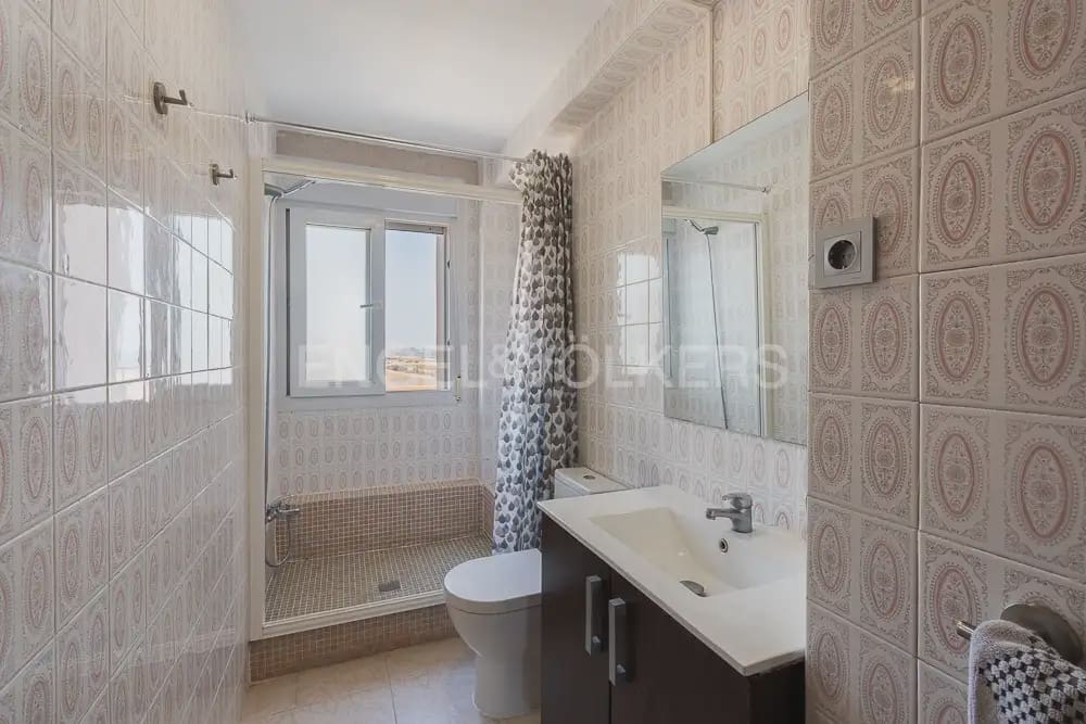 3 bedroom Flat for rent in Puig with pool garage - € 1,000 (Ref: 9897707)
