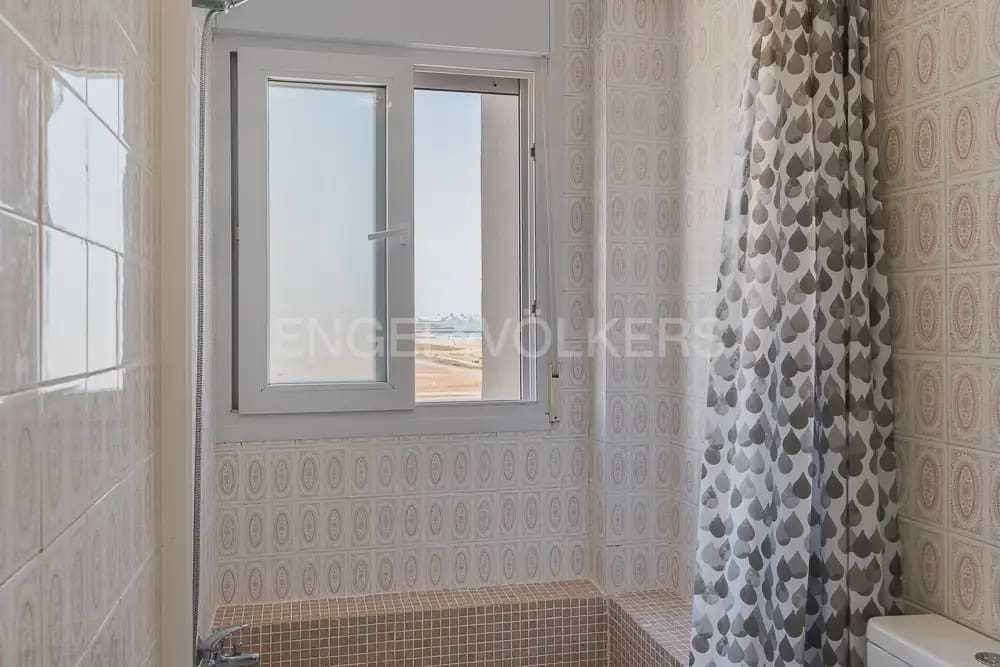 3 bedroom Flat for rent in Puig with pool garage - € 1,000 (Ref: 9897707)