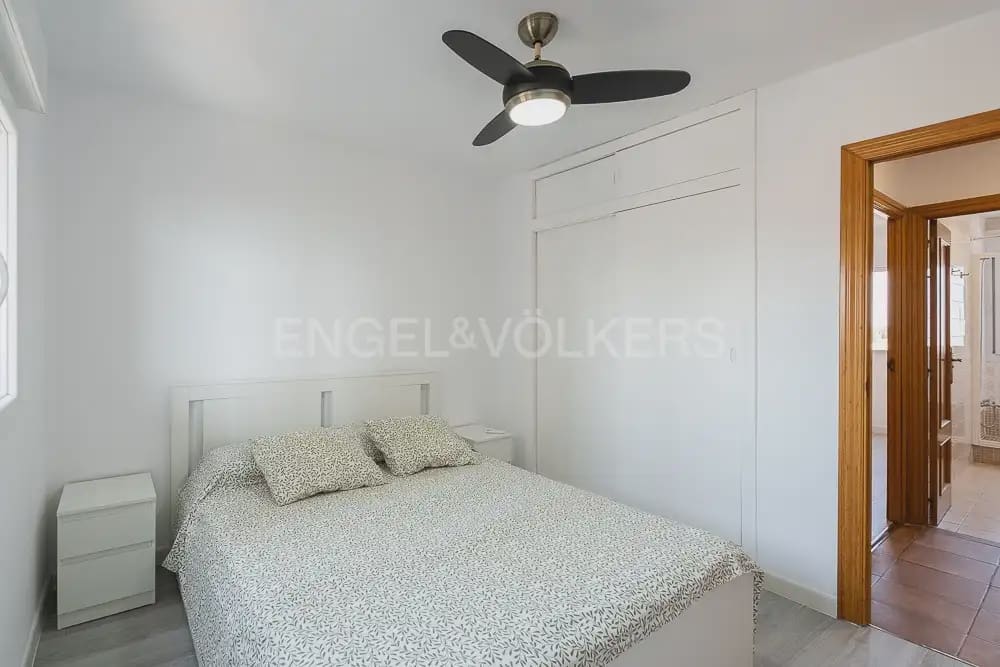 3 bedroom Flat for rent in Puig with pool garage - € 1,000 (Ref: 9897707)