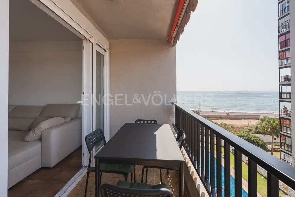 3 bedroom Flat for rent in Puig with pool garage - € 1,000 (Ref: 9897707)