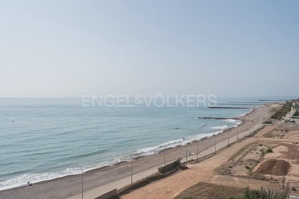 3 bedroom Flat for rent in Puig with pool garage - € 1,000 (Ref: 9897707)