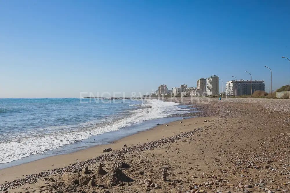 3 bedroom Flat for rent in Puig with pool garage - € 1,000 (Ref: 9897707)