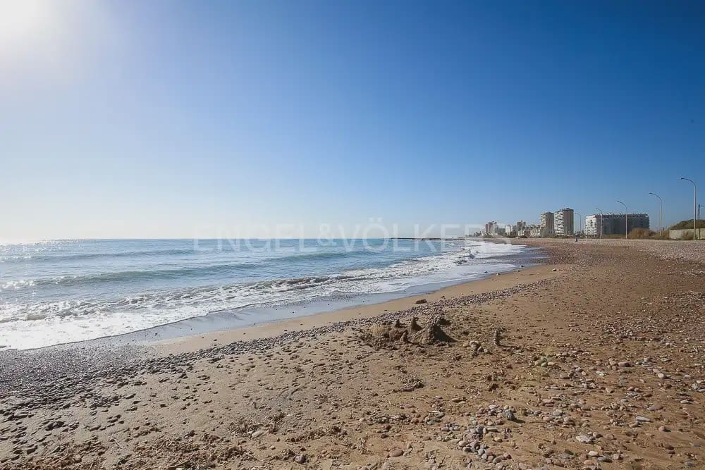 3 bedroom Flat for rent in Puig with pool garage - € 1,000 (Ref: 9897707)