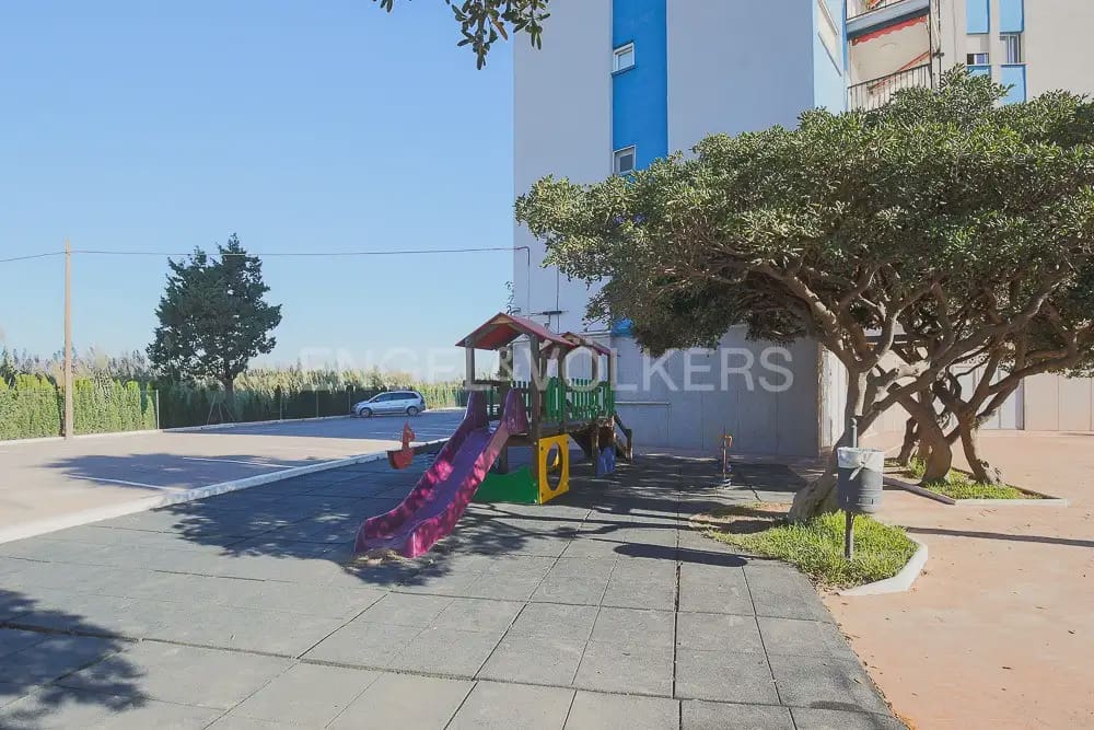 3 bedroom Flat for rent in Puig with pool garage - € 1,000 (Ref: 9897707)