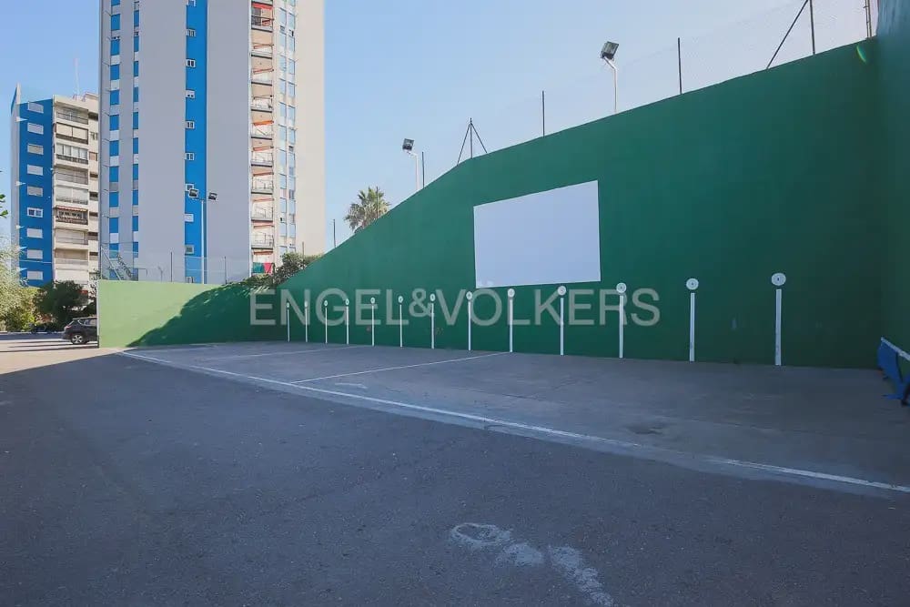 3 bedroom Flat for rent in Puig with pool garage - € 1,000 (Ref: 9897707)