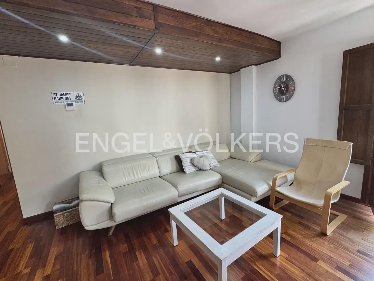 3 sovrum Lägenhet att hyra i Valencia stad med garage - 2 300 € (Ref: 9897708)