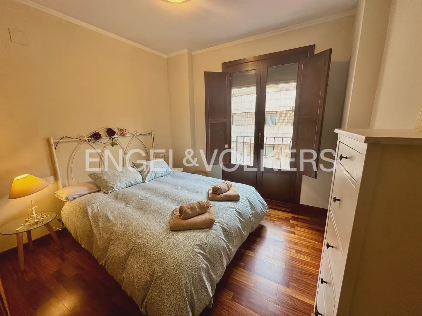 3 sovrum Lägenhet att hyra i Valencia stad med garage - 2 300 € (Ref: 9897708)