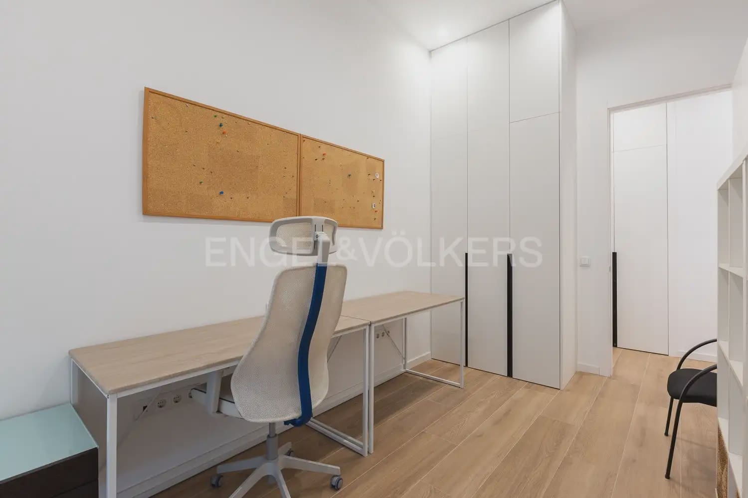 3 sypialnia Mieszkanie do wynajęcia w Miasto Walencja - 3 900 € (Ref: 9897709)