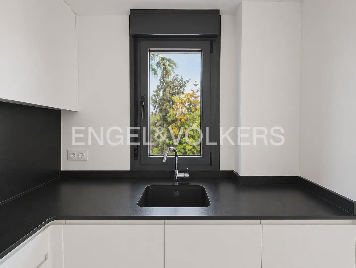1 Zimmer Wohnung zu verkaufen in Denia mit Pool - 239.000 € (Ref: 9897711)