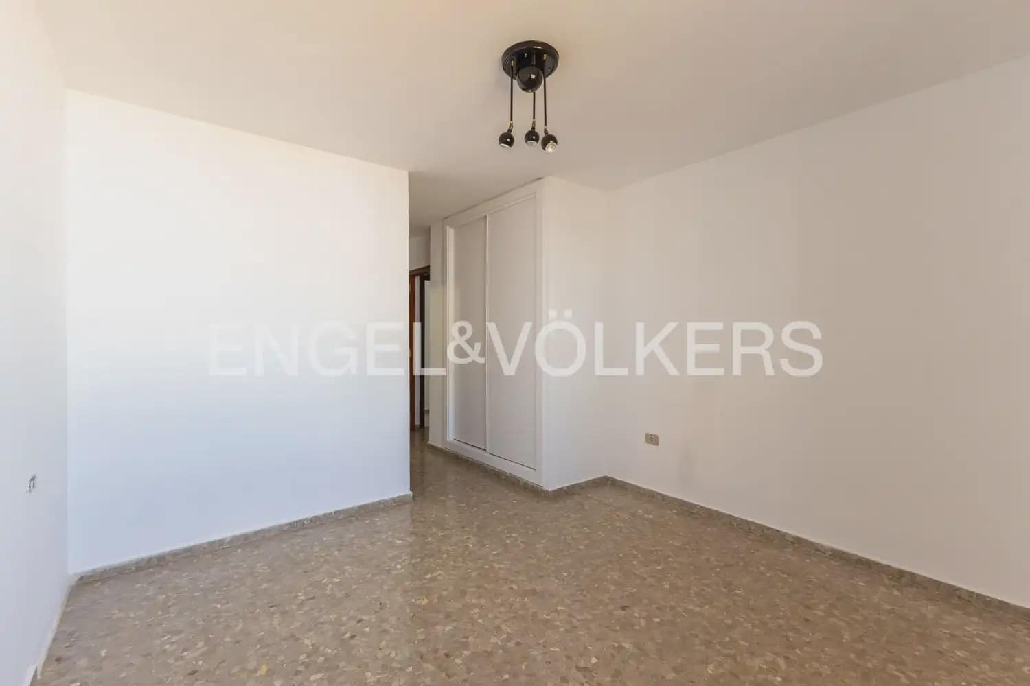 4 bedroom Flat for sale in Sagunto / Sagunt - € 270,000 (Ref: 9897712)