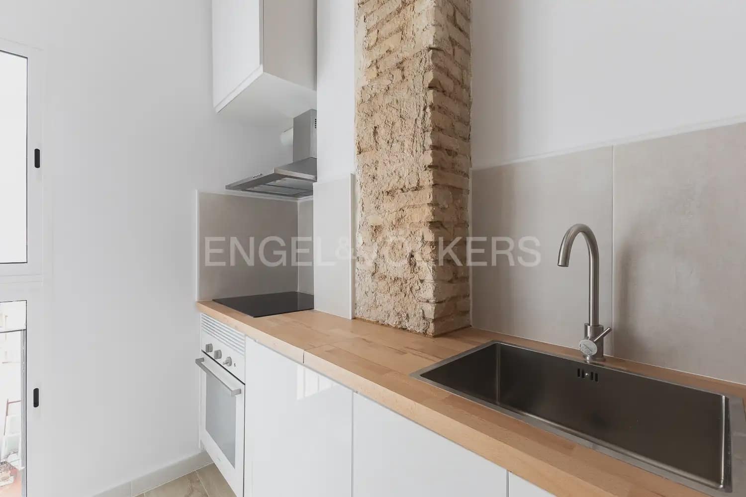 2 quarto Apartamento para arrendar em Valencia cidade - 1 600 € (Ref: 9897714)