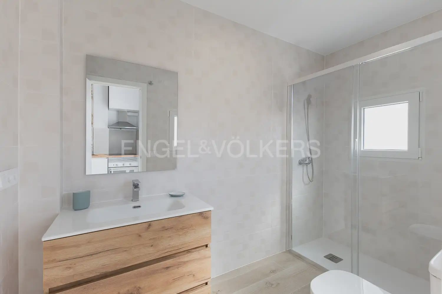 2 quarto Apartamento para arrendar em Valencia cidade - 1 600 € (Ref: 9897714)