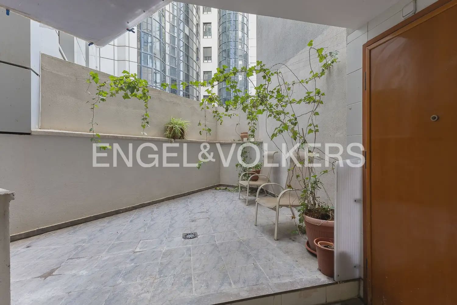 6 camera da letto Appartamento da affittare in Valencia citta con piscina - 4.500 € (Rif: 9897715)