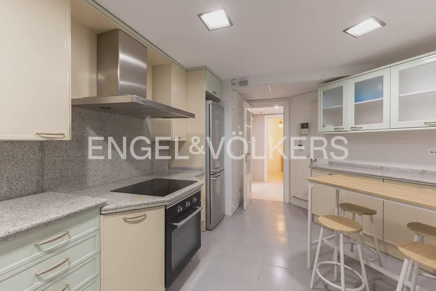 6 camera da letto Appartamento da affittare in Valencia citta con piscina - 4.500 € (Rif: 9897715)