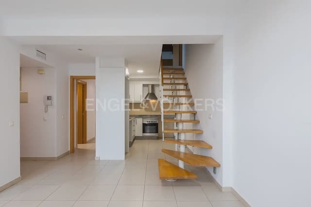 3 Zimmer Wohnung zu vermieten in Mont-Olivet, València Stadt - 1.500 € (Ref: 9897717)