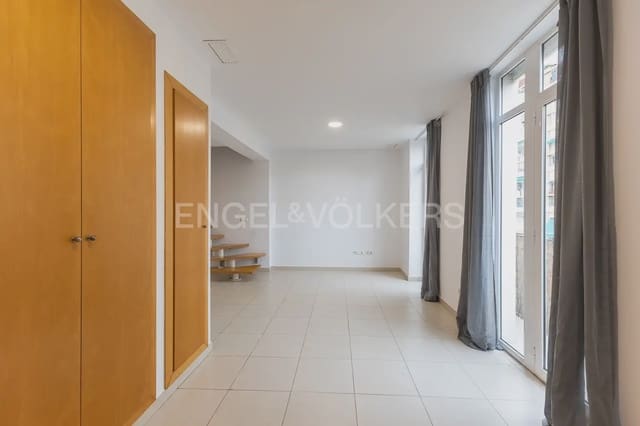 3 Zimmer Wohnung zu vermieten in Mont-Olivet, València Stadt - 1.500 € (Ref: 9897717)