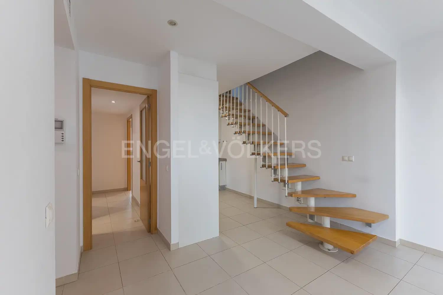 3 camera da letto Appartamento da affittare in Valencia citta - 1.500 € (Rif: 9897717)