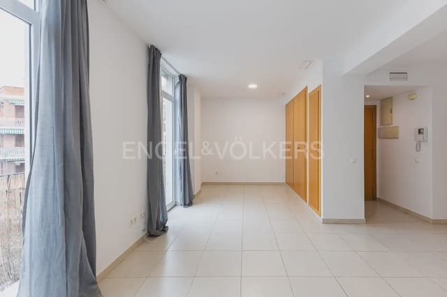 3 Zimmer Wohnung zu vermieten in Mont-Olivet, València Stadt - 1.500 € (Ref: 9897717)