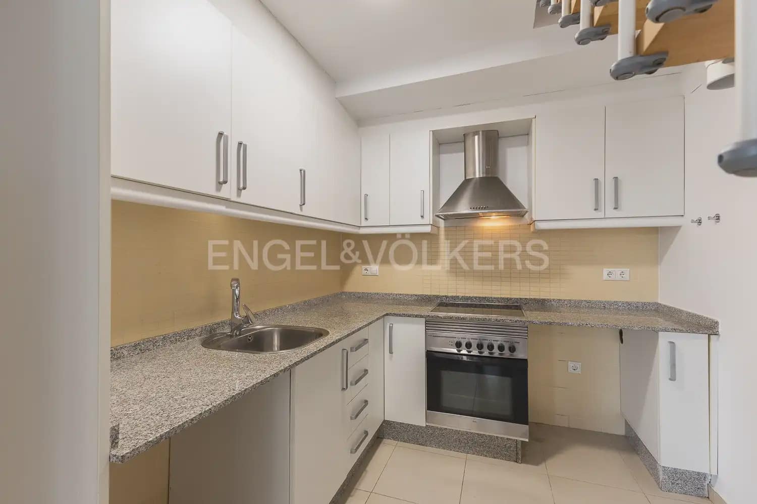 3 camera da letto Appartamento da affittare in Valencia citta - 1.500 € (Rif: 9897717)