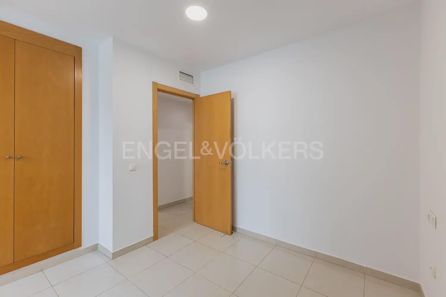 3 camera da letto Appartamento da affittare in Valencia citta - 1.500 € (Rif: 9897717)