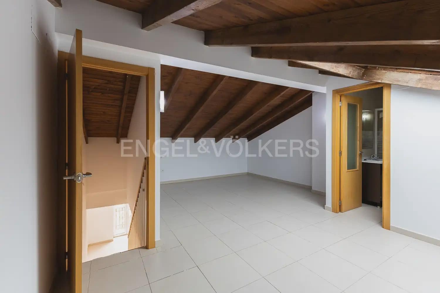 3 camera da letto Appartamento da affittare in Valencia citta - 1.500 € (Rif: 9897717)