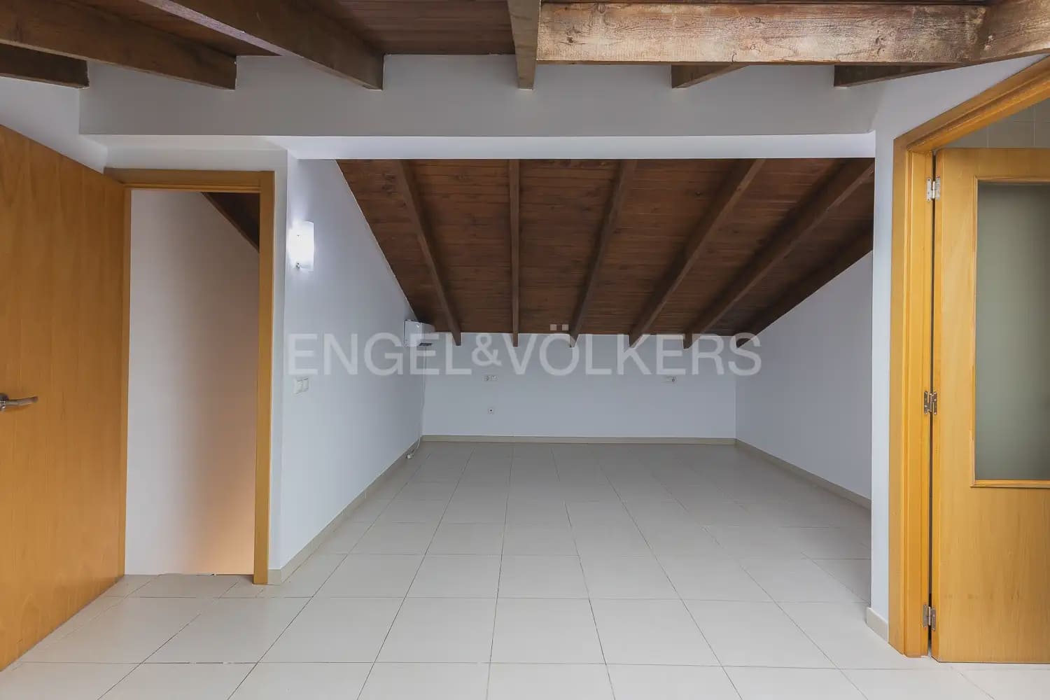 3 camera da letto Appartamento da affittare in Valencia citta - 1.500 € (Rif: 9897717)