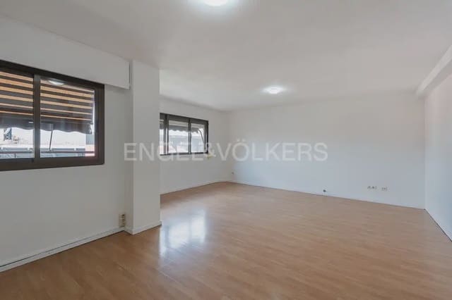 3 makuuhuone Asunto vuokrattavana paikassa Mestalla, Valencia kaupunki - 1 650 € (Ref: 9897721)