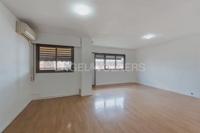 3 makuuhuone Asunto vuokrattavana paikassa Mestalla, Valencia kaupunki - 1 650 € (Ref: 9897721)